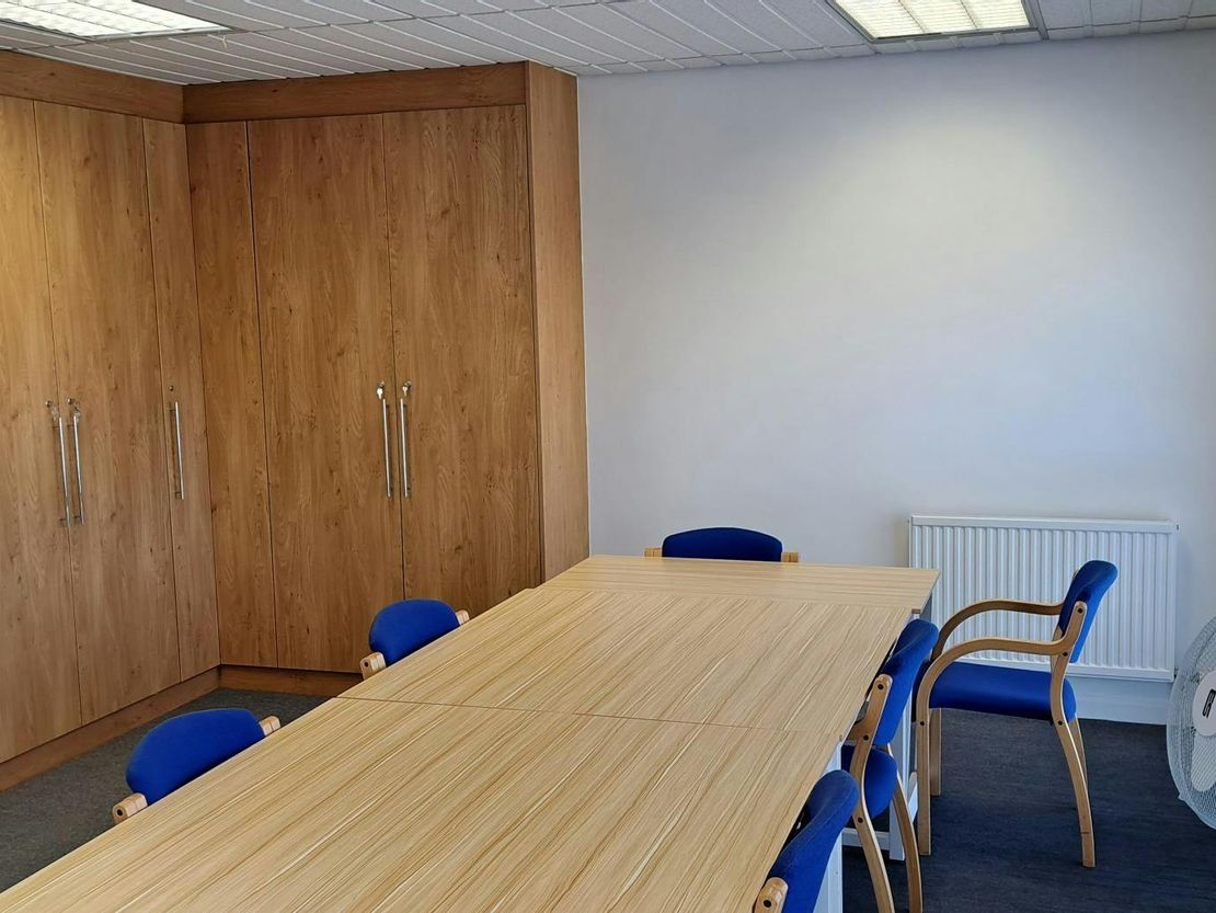 7 Priory Court, Tuscam Way, Camberley, GU15 3YX