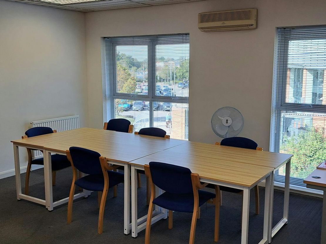 7 Priory Court, Tuscam Way, Camberley, GU15 3YX
