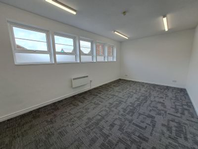 Property Image for Unit 16, Tewin Court, Welwyn Garden City, AL7 1AU
