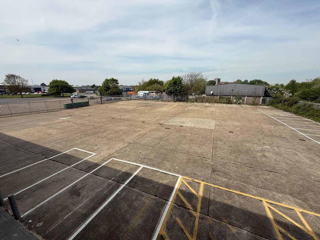 56/57 Trinity Trading Estate, Mill Way, Sittingbourne, Kent, ME10 2PD