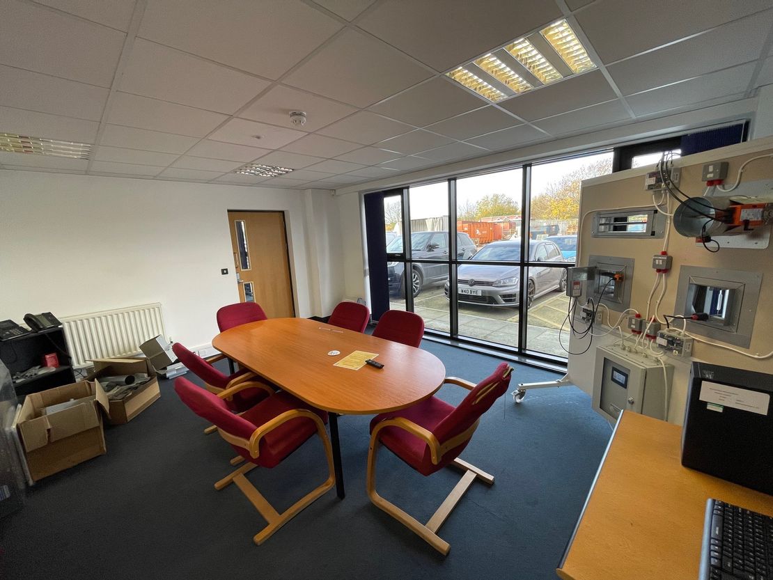 56/57 Trinity Trading Estate, Mill Way, Sittingbourne, Kent, ME10 2PD