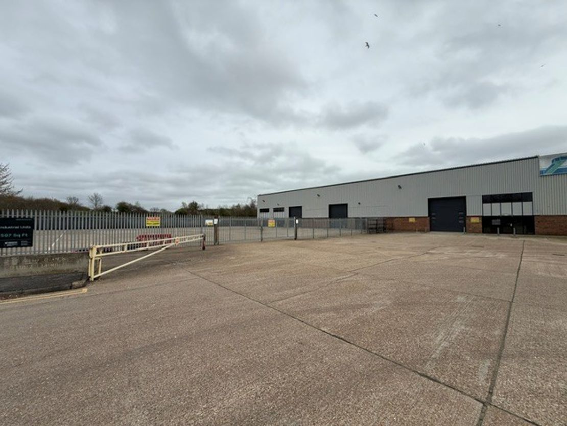 56/57 Trinity Trading Estate, Mill Way, Sittingbourne, Kent, ME10 2PD