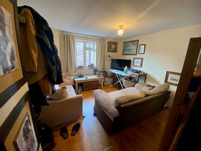 Property Image for 14 Charnham Street, Hungerford, West Berkshire, RG17 0ES