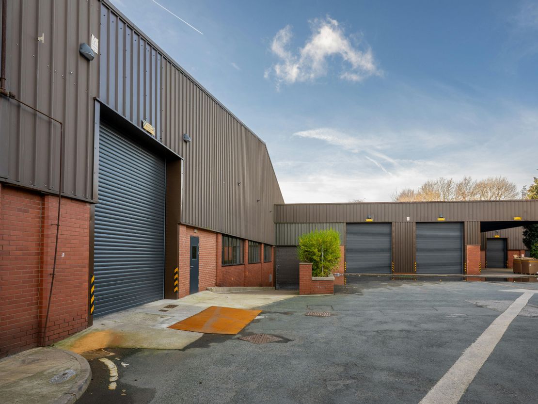 Sirdar Business Park, Flanshaw Lane, Wakefield, WF2 9HX