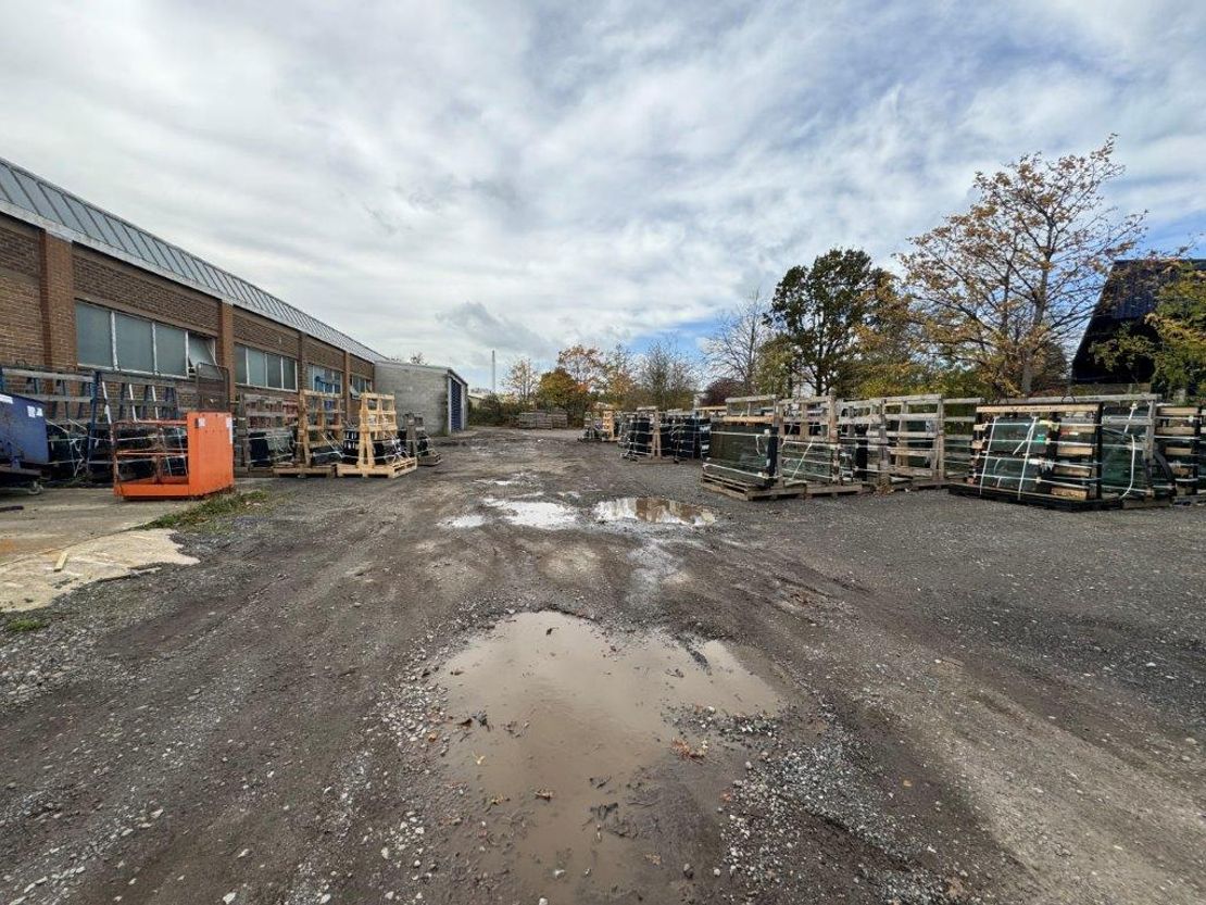 Industrial Premises, Red Doles Lane, Huddersfield