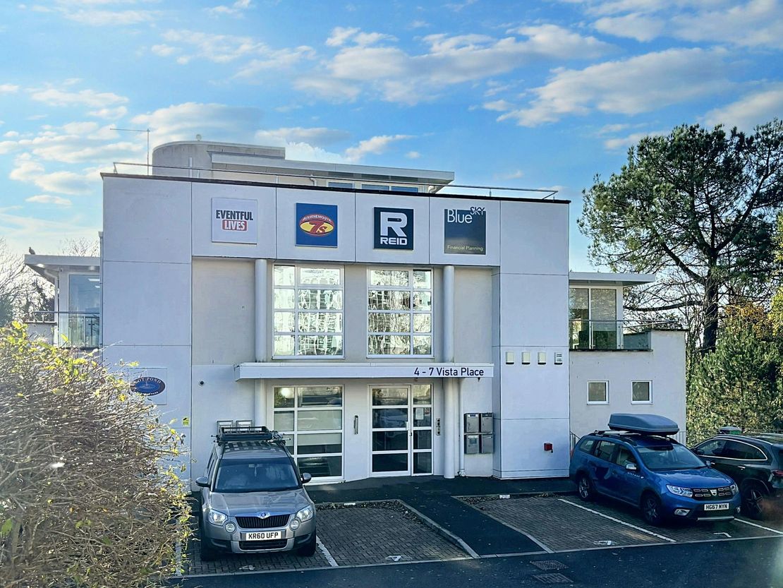 6 Vista Place, Coy Pond Business Park, Poole, BH12 1JY