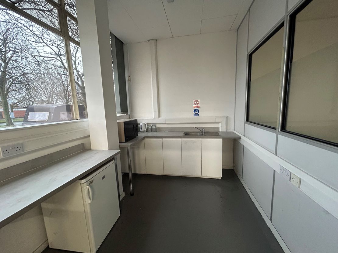 Part 350 Melton Road, Leicester, Leicestershire, LE4 7SL