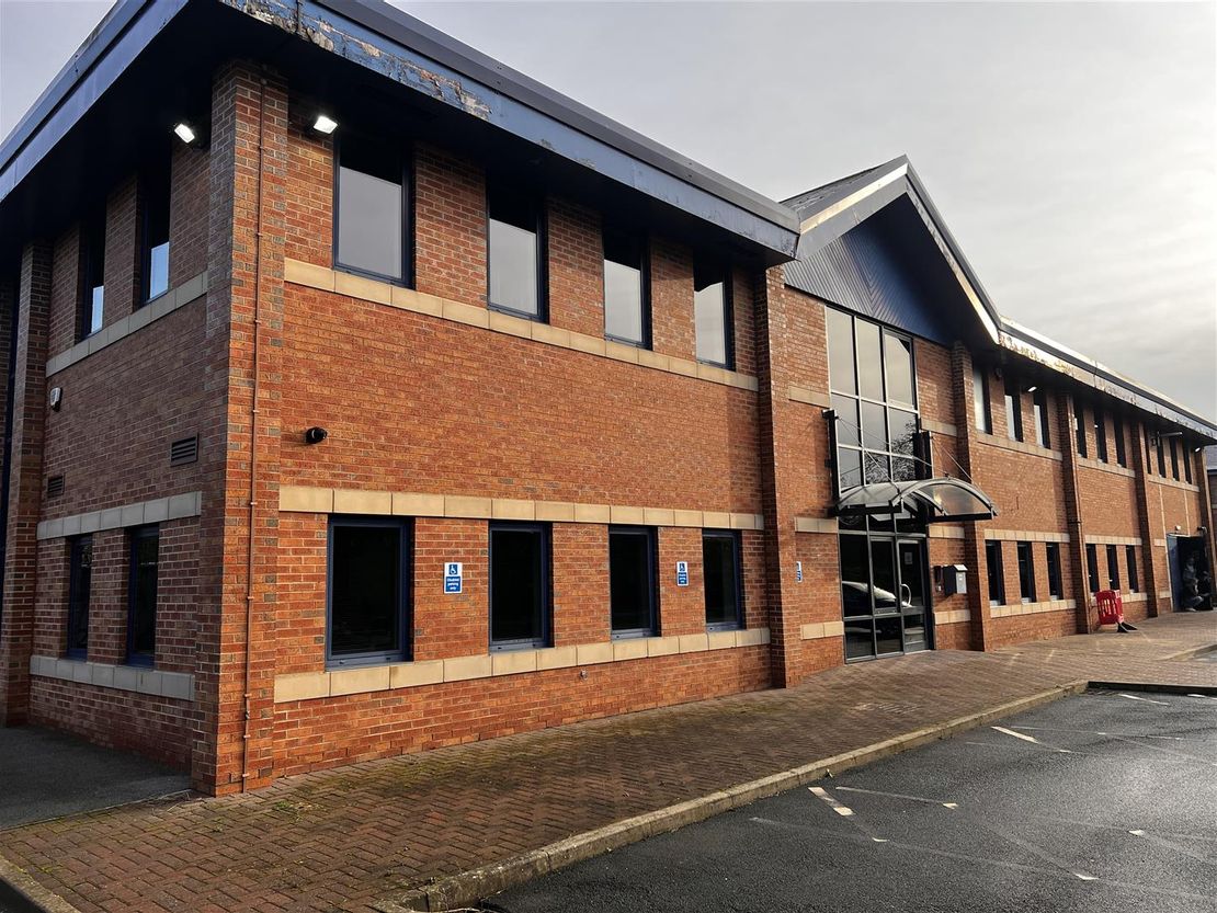 1st Floor Office Suite, Unit 4 Pennine Business Park, Longbow Close, Bradley, Huddersfield