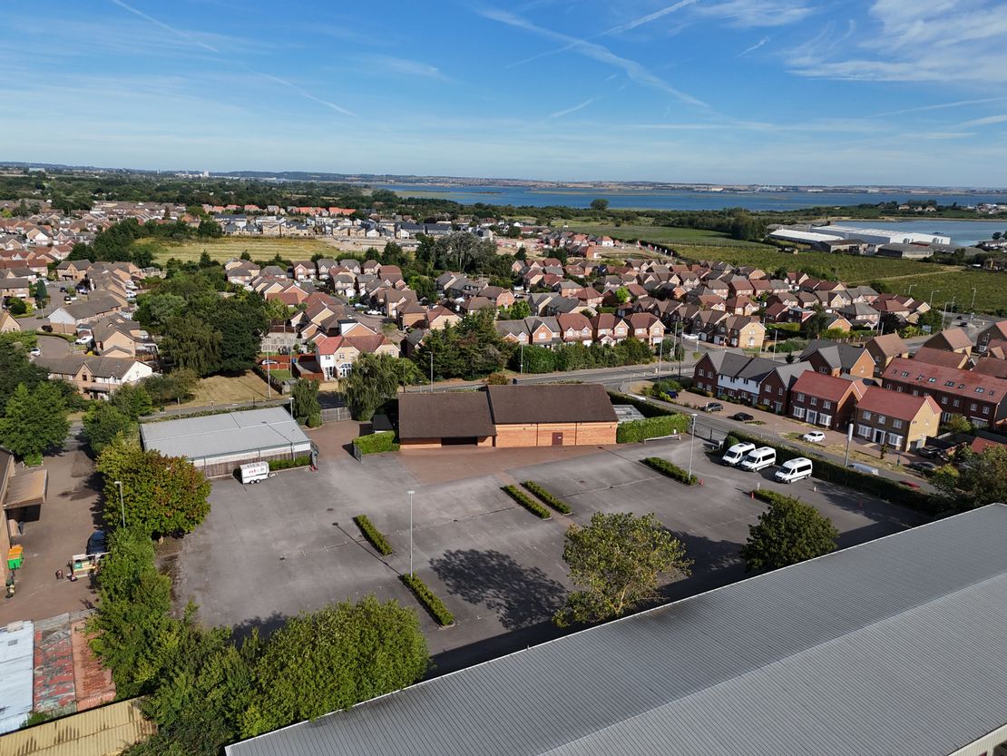 1 Canterbury Lane, Rainham, Gillingham, Kent, ME8 8AS