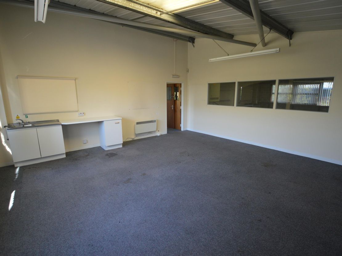 Unit 5 Boundary Business Court, Church Road, Mitcham, Surrey, CR4 3TD