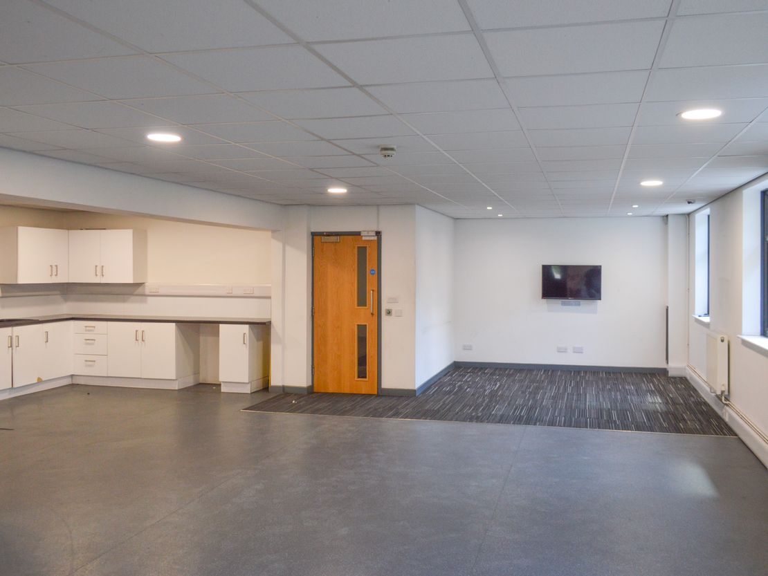 29 Mount Avenue, Bletchley, Milton Keynes, Buckinghamshire, MK1 1LS