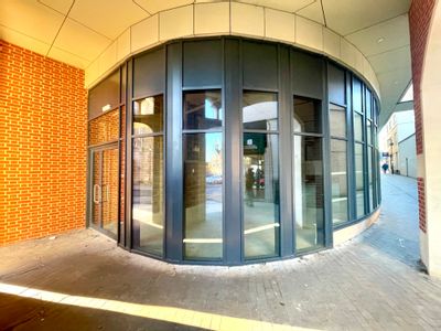 Property Image for 18 Cornhill, Bury St. Edmunds, Suffolk, IP33 1DY