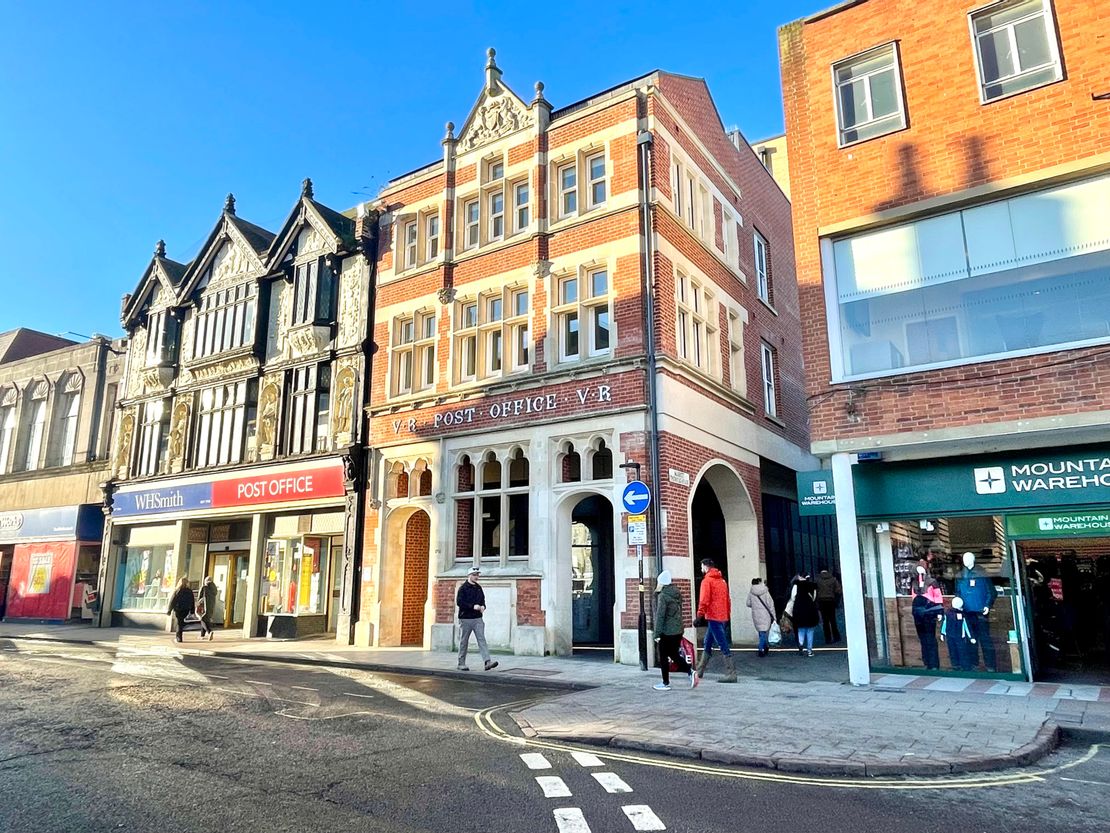 18 Cornhill, Bury St. Edmunds, Suffolk, IP33 1DY