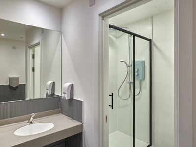 Property Image for AMP House, Dingwall Road, Croydon, CR0 2LX