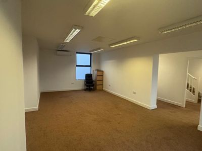 Property Image for 31 Hessle Road, Hessle Road, Hull, HU3 2AA