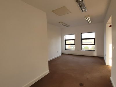 Property Image for 31 Hessle Road, Hessle Road, Hull, HU3 2AA