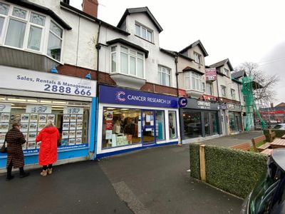Property Image for 380 Harrogate Road, Leeds, LS17 6PY