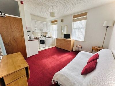 Property Image for Lyndale Holiday Flats, Palatine Road, Blackpool, FY1