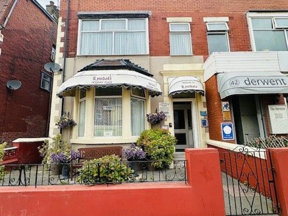 Lyndale Holiday Flats, Palatine Road, Blackpool, FY1