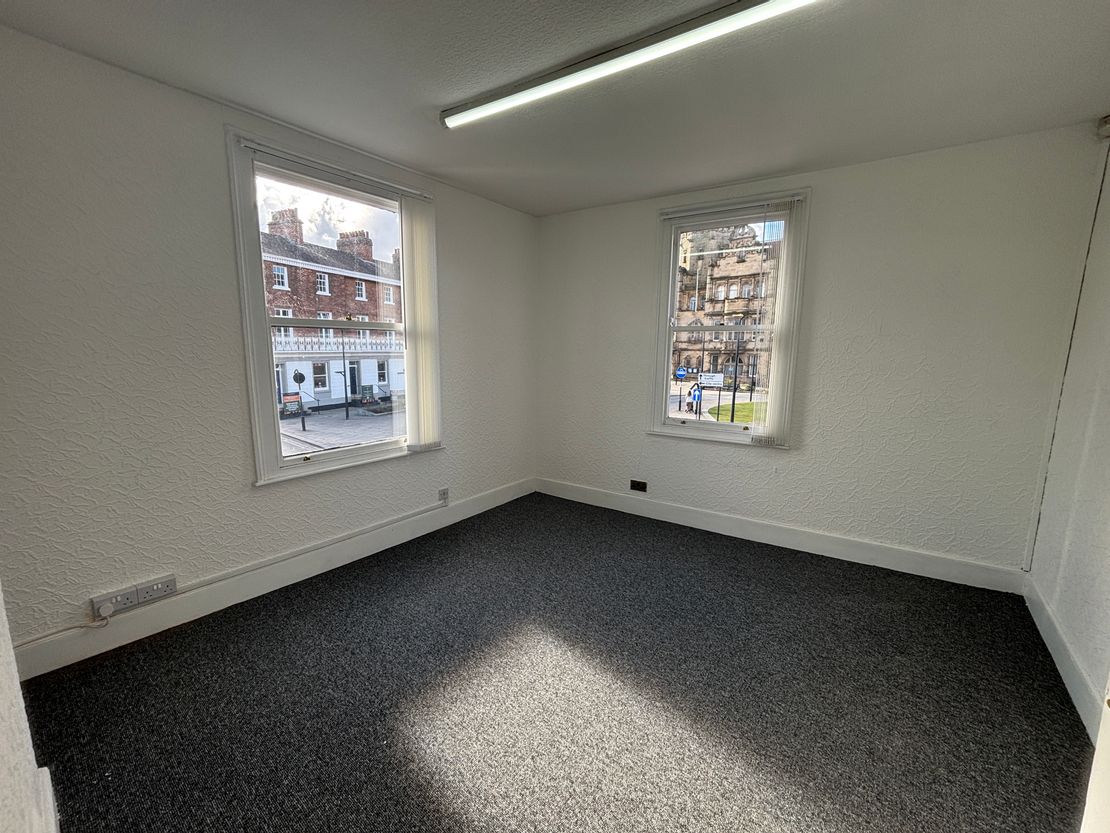 2 Laburnum Road, Wakefield, West Yorkshire, WF1 3QS