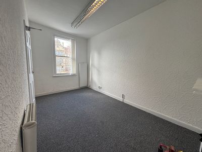 Property Image for 2 Laburnum Road, Wakefield, West Yorkshire, WF1 3QS