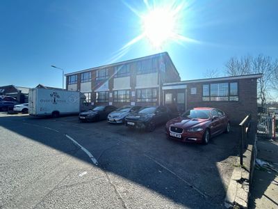 Property Image for 13 Mandervell Road, Oadby, Leicester, Leicestershire, LE2 5LQ