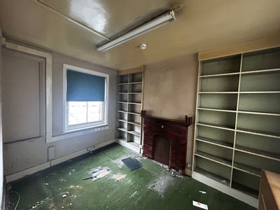 Property Image for 7 Bank Street, Ashford, Kent, TN23 1BZ