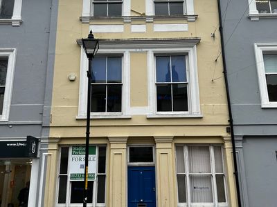 Property Image for 7 Bank Street, Ashford, Kent, TN23 1BZ