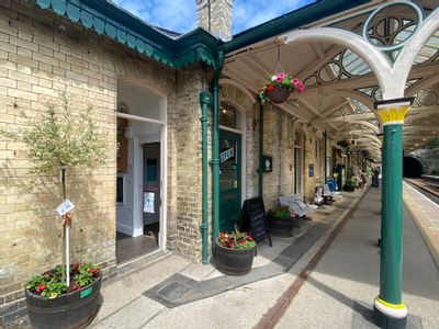 Property Image for Units 1-3, Knaresborough Railway Station, Station Road, Knaresborough, North Yorkshire, HG5 9AA