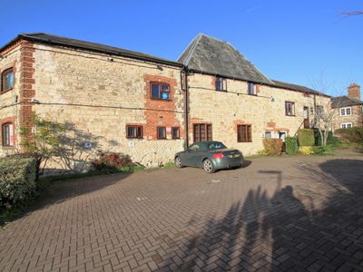 Property Image for Suite 3, The Oast House, 5 Mead Lane, Farnham, GU9 7DY