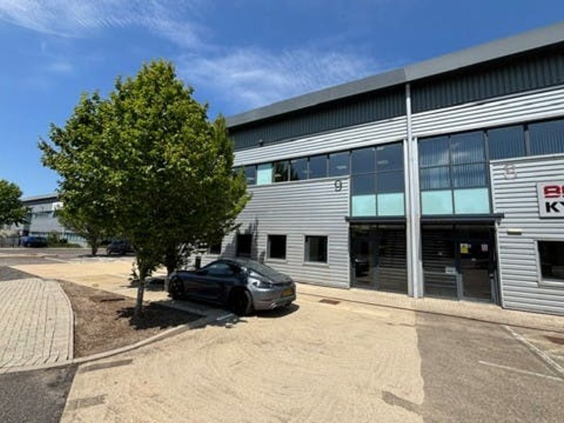 Unit 9, Hatch Industrial Park, Basingstoke, RG24 7NG