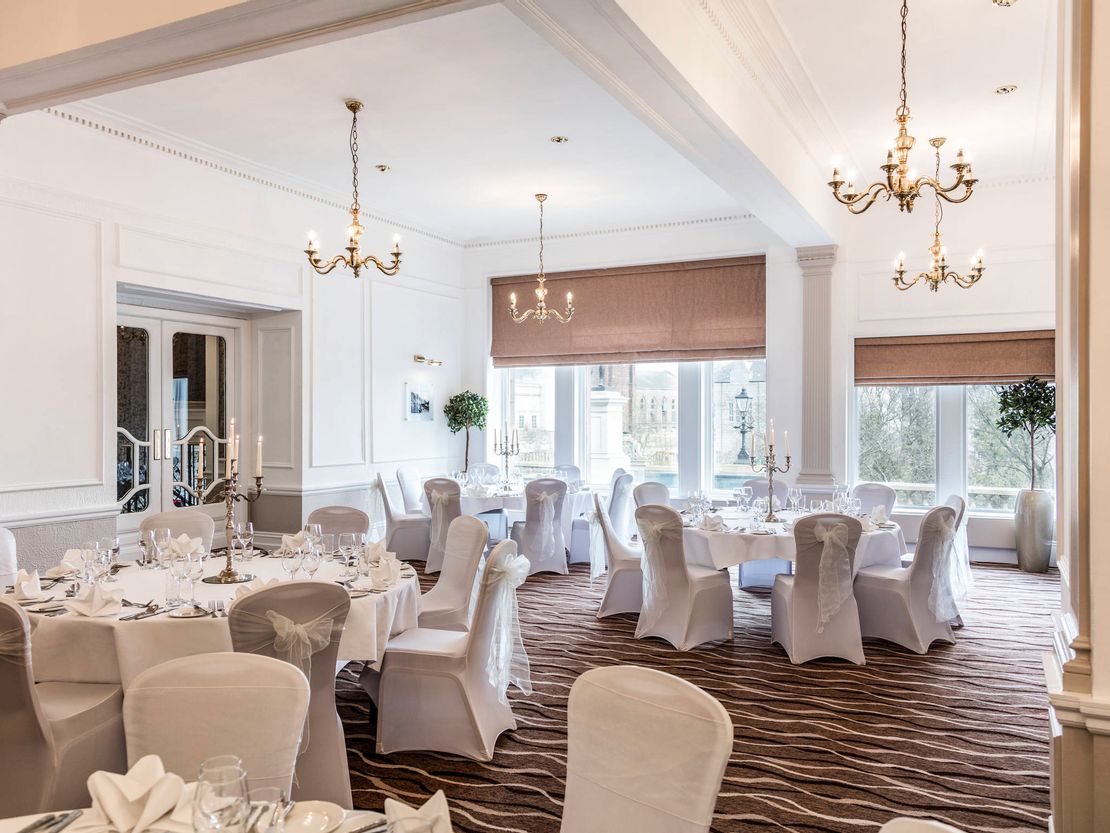 Mercure Aberdeen Caledonian Hotel, 10-14 Union Terrace, Aberdeen, AB10 1WE