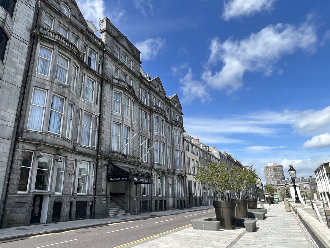 Mercure Aberdeen Caledonian Hotel, 10-14 Union Terrace, Aberdeen, AB10 1WE
