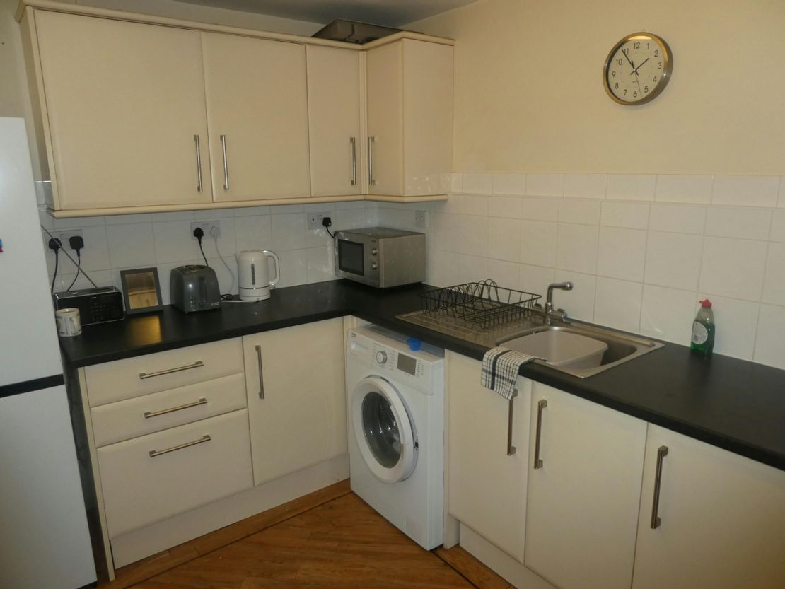73-73A Front Lane, Cranham, Upminster, RM14 1XL