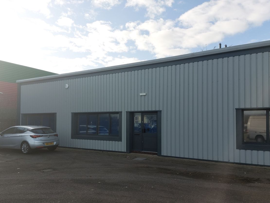 Unit 1 Timberlaine Trading Estate, Decoy Road, Worthing, West Sussex, BN14 8ND