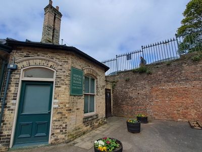 Property Image for Unit 8-9 Knaresborough Station, Station Road, Knaresborough, North Yorkshire, HG5 9AA