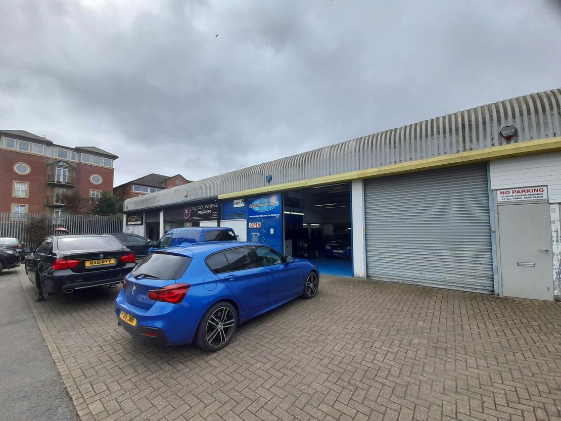 Unit 13, Longbridge Industrial Park, Southampton, SO14 3FL