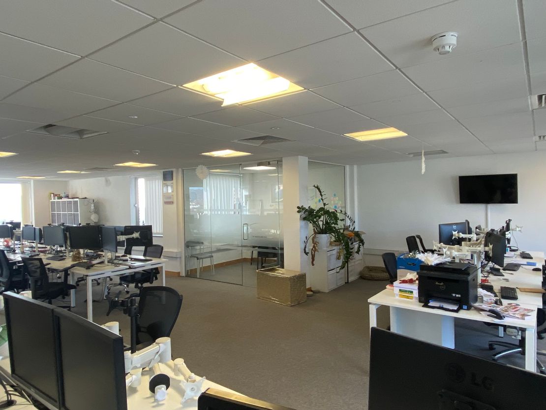 1st Floor, 93-94 Queens Road, Brighton, East Sussex, BN1 3XE