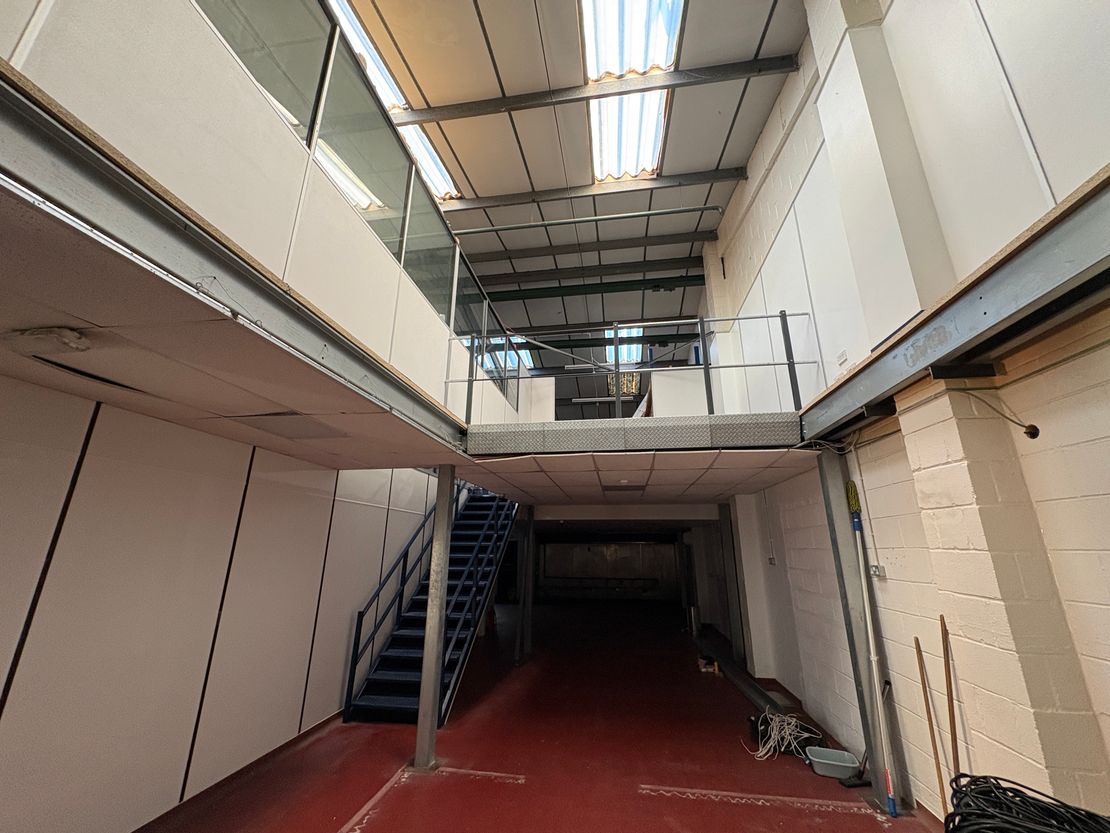 Unit 5, Rutherford Way Industrial Estate, Rutherford Way, Crawley, West Sussex, RH10 9LN