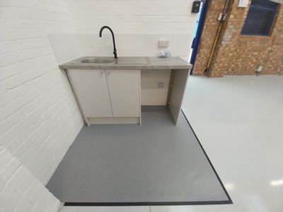 Property Image for Unit 3 Silverwing Industrial Estate, Horatius Way, Croydon, CR0 4RU