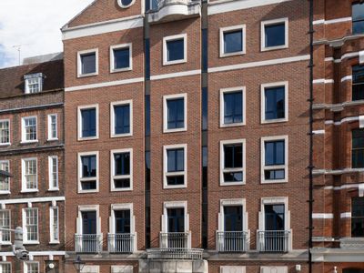 Property Image for 27 Queen Anne's Gate, London, London, SW1H 9BU