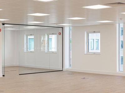 Property Image for 27 Queen Anne's Gate, London, London, SW1H 9BU