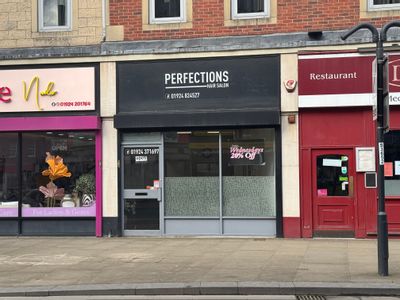 Property Image for 36 Northgate, Wakefield, West Yorkshire, WF1 3AN
