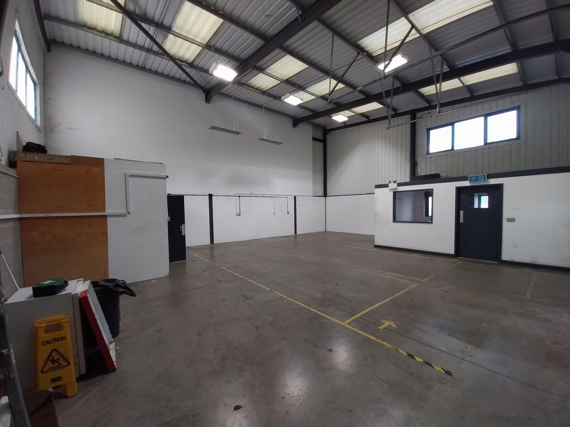 Unit 2, Elm Business Units, Chartwell Road, Lancing Business Park, Lancing, BN15 8FD