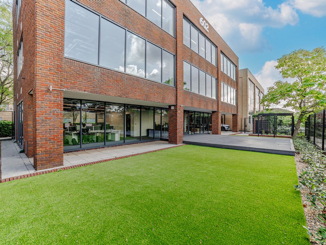 602 South Seventh Street, Central Milton Keynes, Milton Keynes, MK9 2PZ