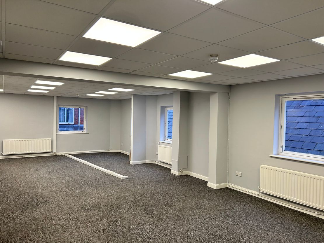 4/6 HIGH STREET, EASTLEIGH, HAMPSHIRE SO5O 5LA