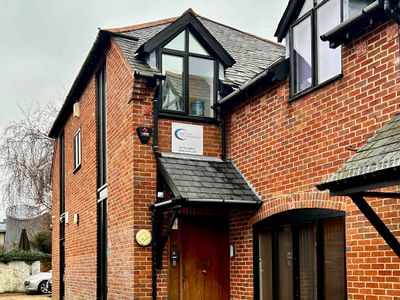 Property Image for 3 Victoria Place, Love Lane, Romsey, Hampshire SO51 8DE