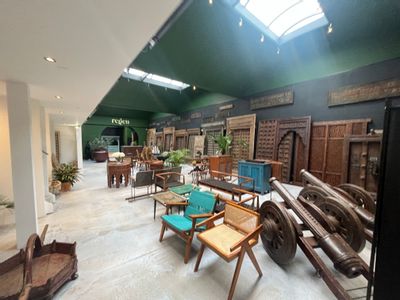 Property Image for Unit 18, Lloyds Court, Manor Royal, Crawley, West Sussex, RH10 9QX