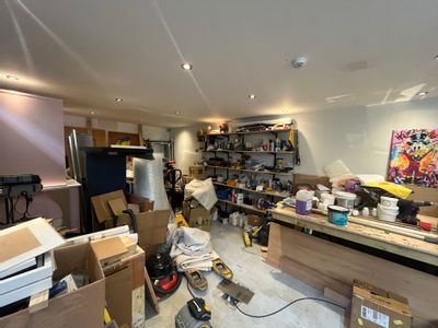 Property Image for Unit 18, Lloyds Court, Manor Royal, Crawley, West Sussex, RH10 9QX