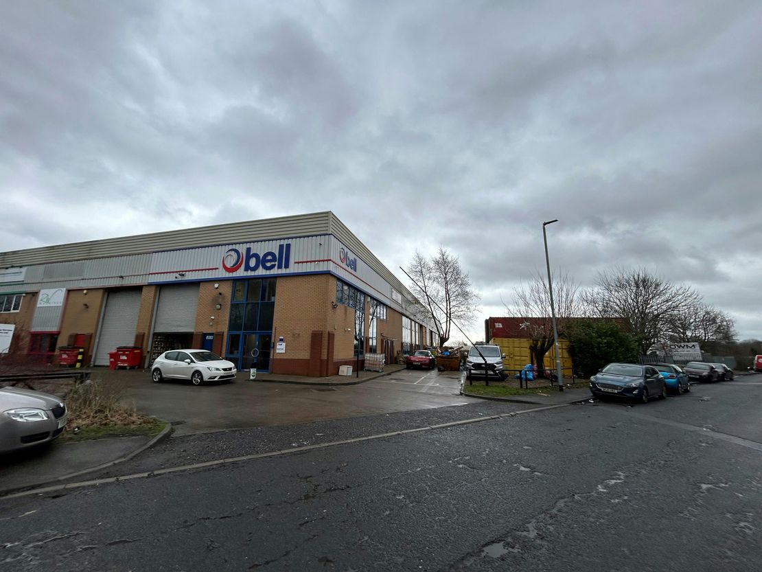 Unit E3 Nepshaw Lane South, Gildersome, Leeds, LS27 7JQ